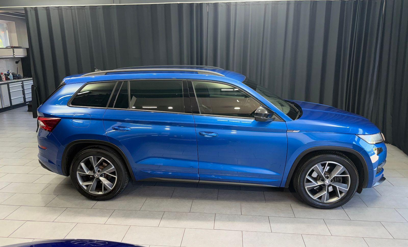 Fahrzeugabbildung SKODA Kodiaq Sportline 4x4|CANTON|360°|AHK