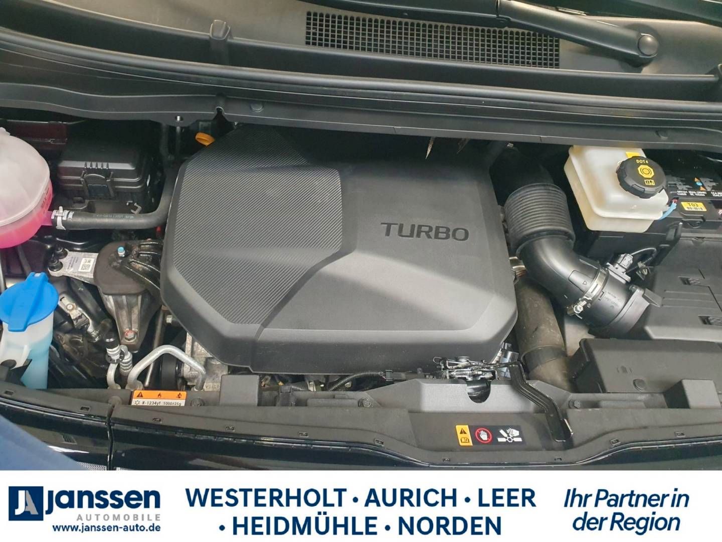 Fahrzeugabbildung Hyundai STARIA 9-Sitzer TREND