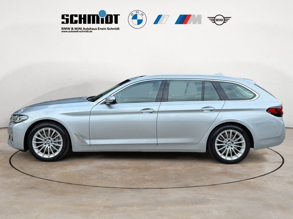 BMW 540i xDrive Touring (G31) Luxury Line imagem 2