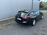 Opel Insignia 2.0 Diesel 125kW Edition Sports Tour - Opel Insignia mit Diesel-Antrieb: Edition