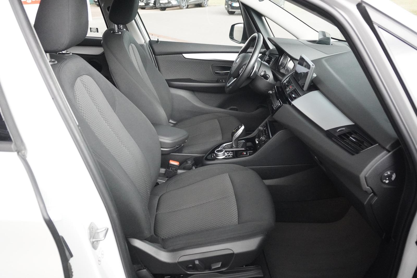 BMW 220 i Advantage AT Navi LED Kamera Head-Up, миниатюра 29