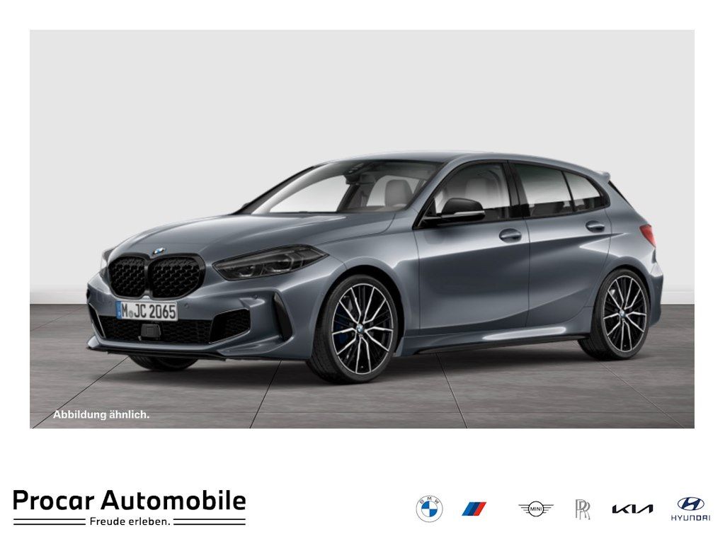BMW M135i xDrive Aut Nav HuD LED h&amp;k Drive+Park 19"