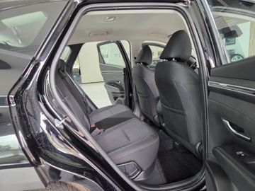 Hyundai TUCSON - 12
