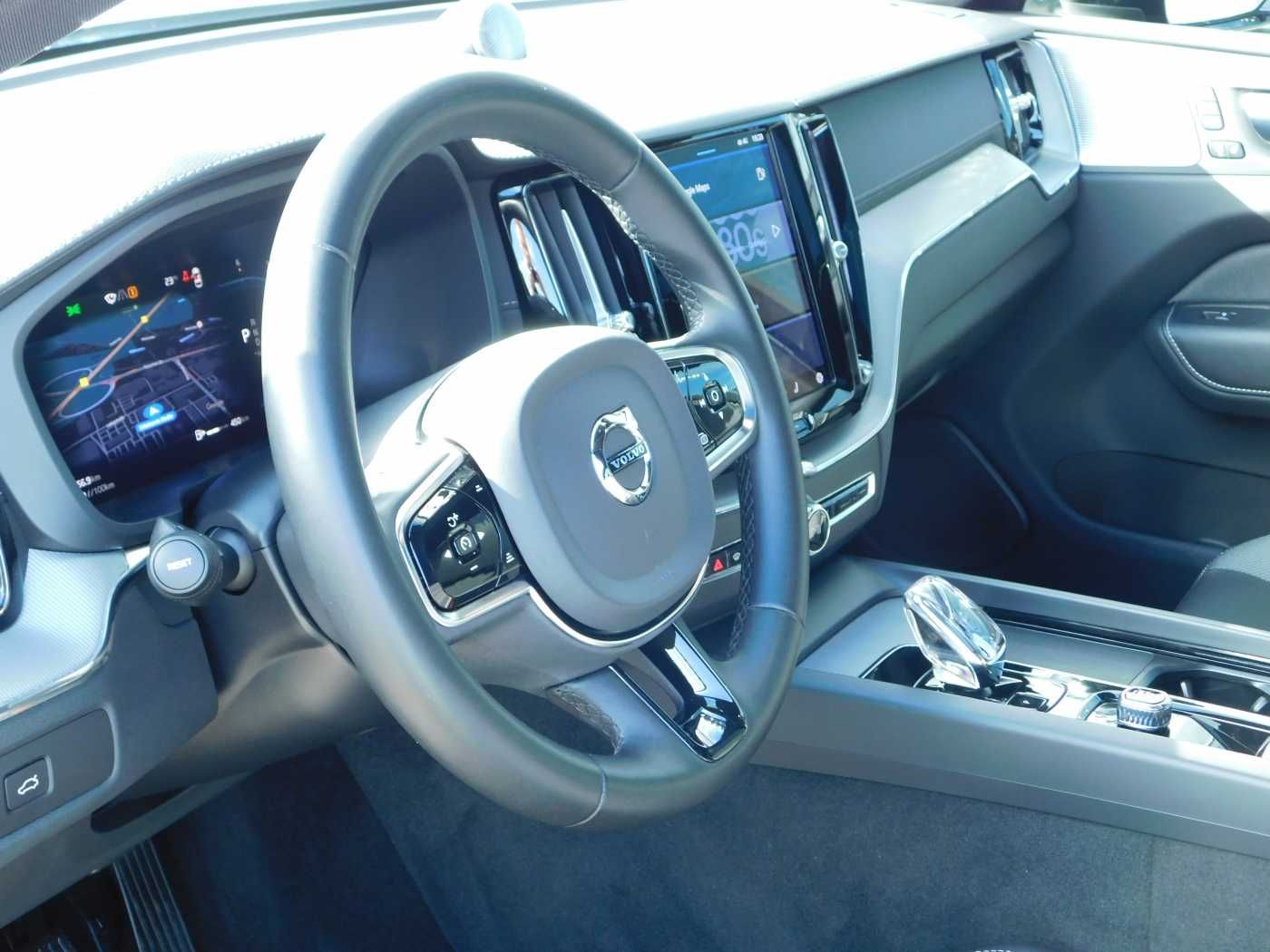 Fahrzeugabbildung Volvo XC60 Diesel B5 D AWD Ultimate Dark