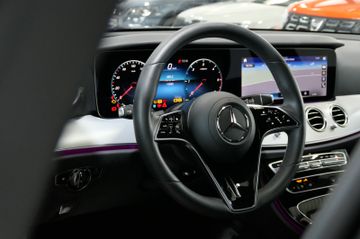 Mercedes E 200 - 7