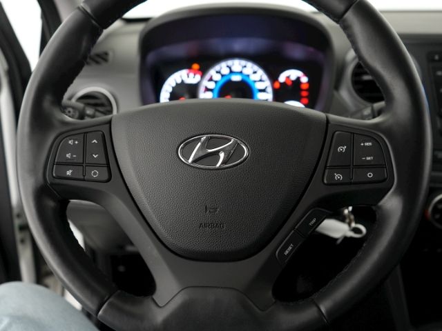 i10 TREND+SITZHEIZUNG+LENKRADHEIZUNG+PARKPILOT H