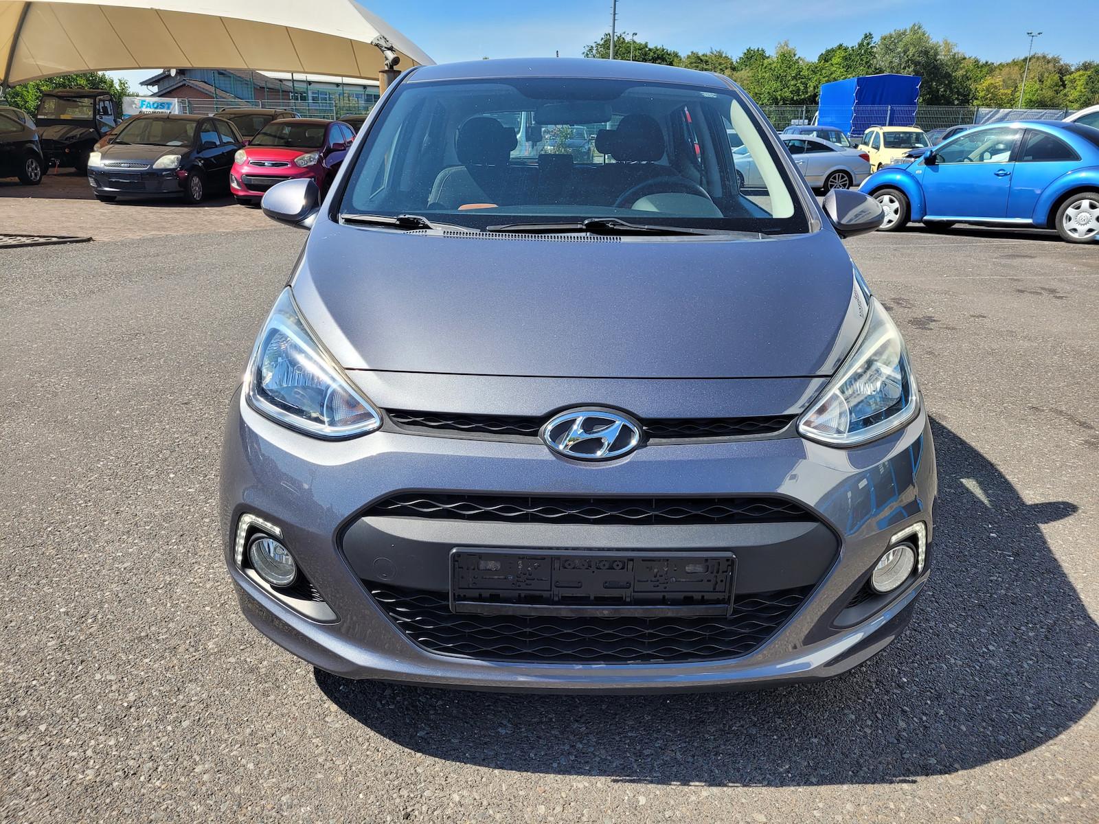 Hyundai i10 FIFA World Cup Edition
