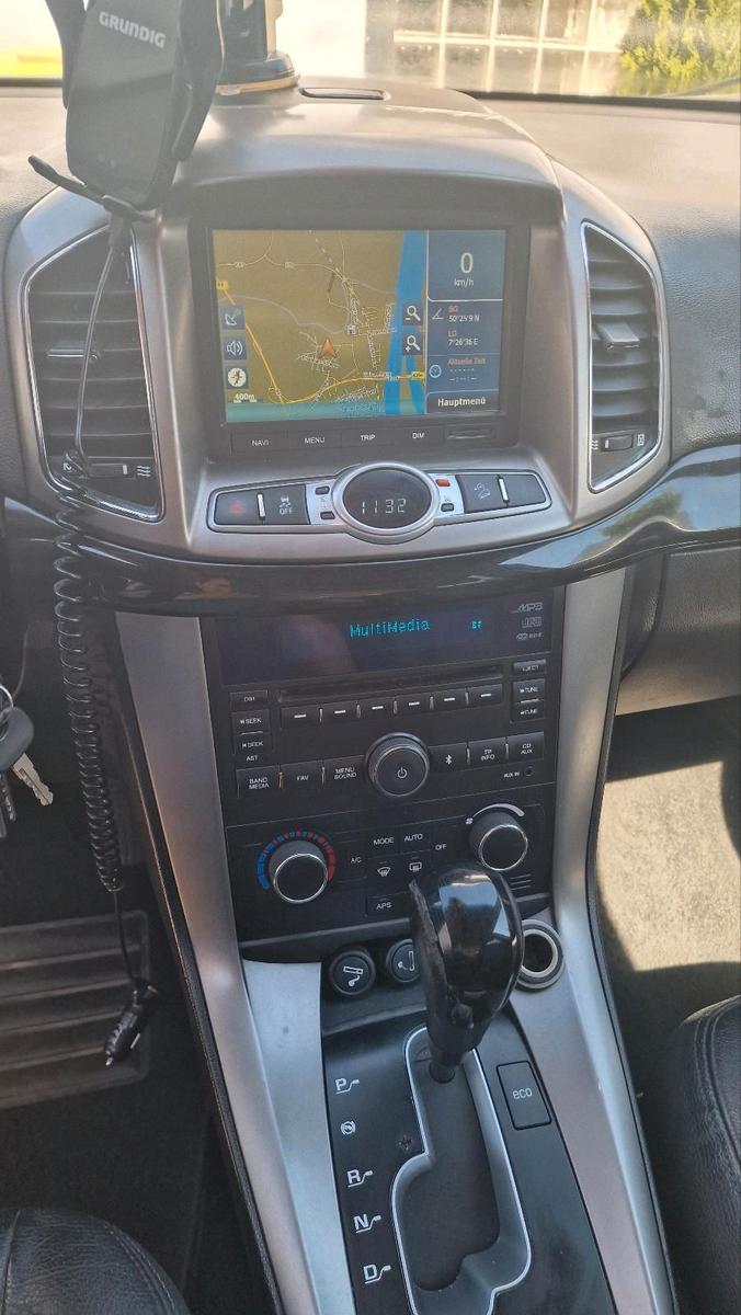 Chevrolet Captiva 2012 — photo 10