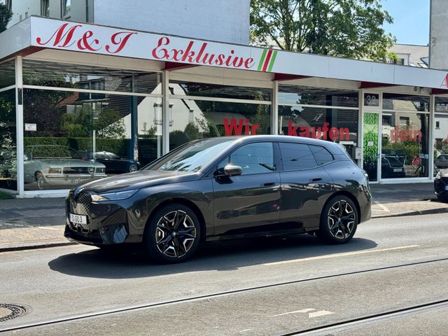 BMW iX 40 xDrive Sport