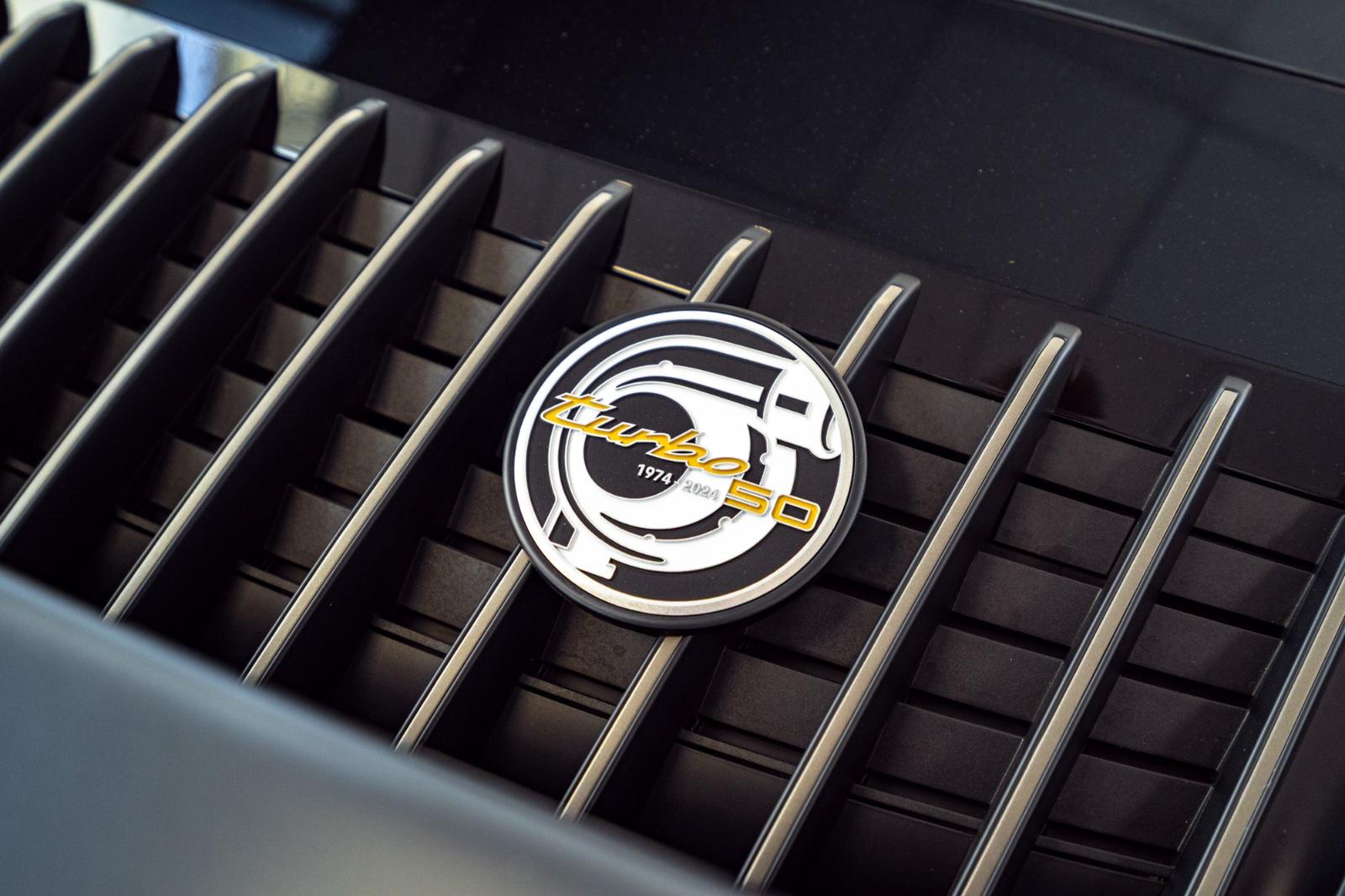 Porsche 911 Turbo 50 Jahre*Carbondach*Heritage*Burm*360°