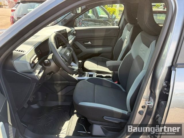 Fahrzeugabbildung Dacia Duster Extreme TCe 130 City-P./Sitzh/Deutsch - mit KI generiert/bearbeitet