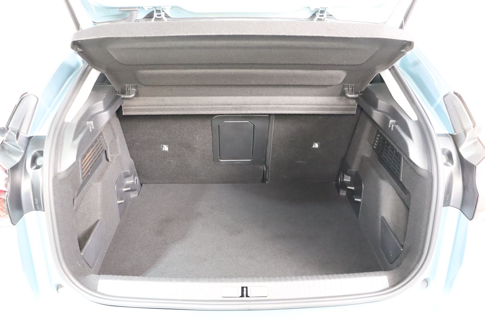 Fahrzeugabbildung Citroën C4 Shine PT 130 * HUD * LED * Navi *