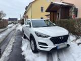 Hyundai Tucson Pure 2WD - Hyundai Tucson Pure mit Benzin-Antrieb