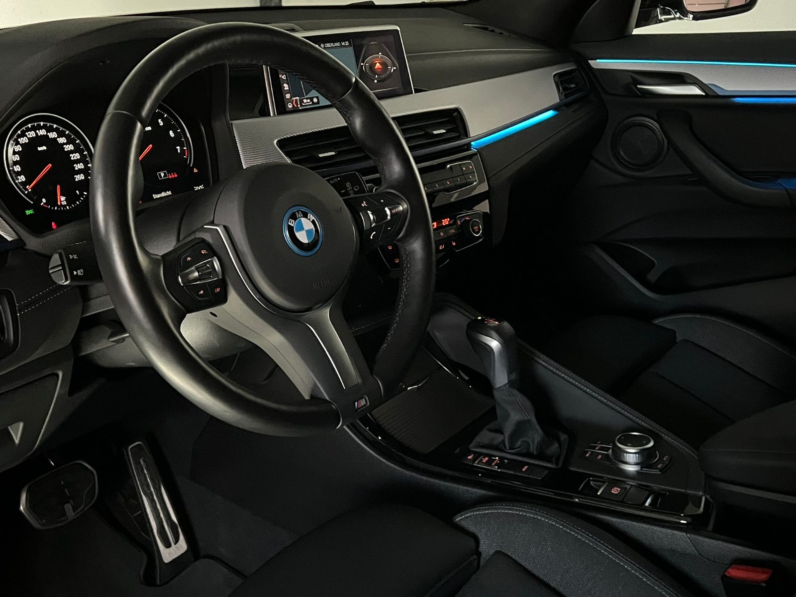 Fahrzeugabbildung BMW X2 xDrive 25 e M SPORT/LED/NAVI PROF./ACC/DAB