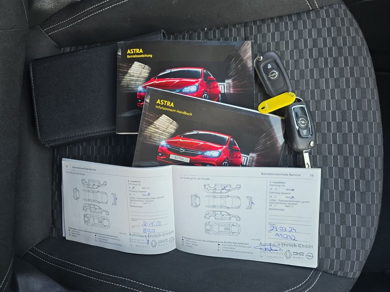 Fahrzeugabbildung Opel Astra K Dynamic+LED+NAVI+TEMPOMAT+SPURASISTENT