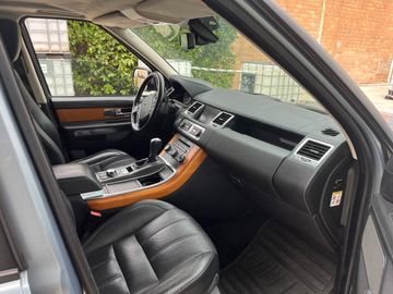 Land-Rover Range Rover Sport - 5