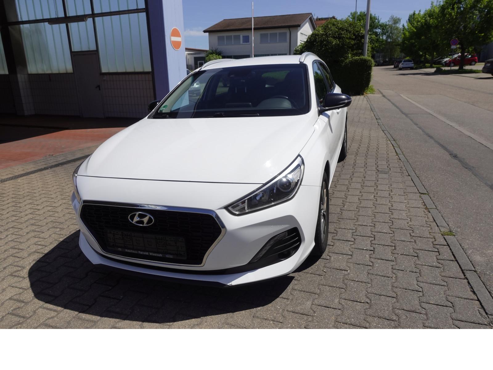 Hyundai i30 Yes! Navi Automatik