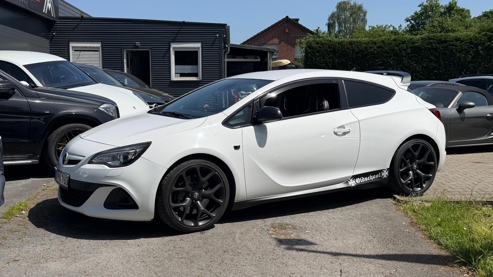 Opel Astra J GTC OPC|S/S|PDC|Sitz/LenkradHeizung|Xeno