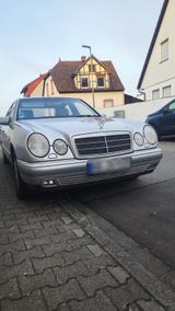 Mercedes-Benz Mercedes Benz - gebrauchte Mercedes-Benz E 280 aus dem Jahr 1997