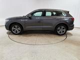 Volkswagen Touareg 3.0 V6 TDI DSG R-Line 4Motion Leder|Navi - Volkswagen Touareg in Chemnitz