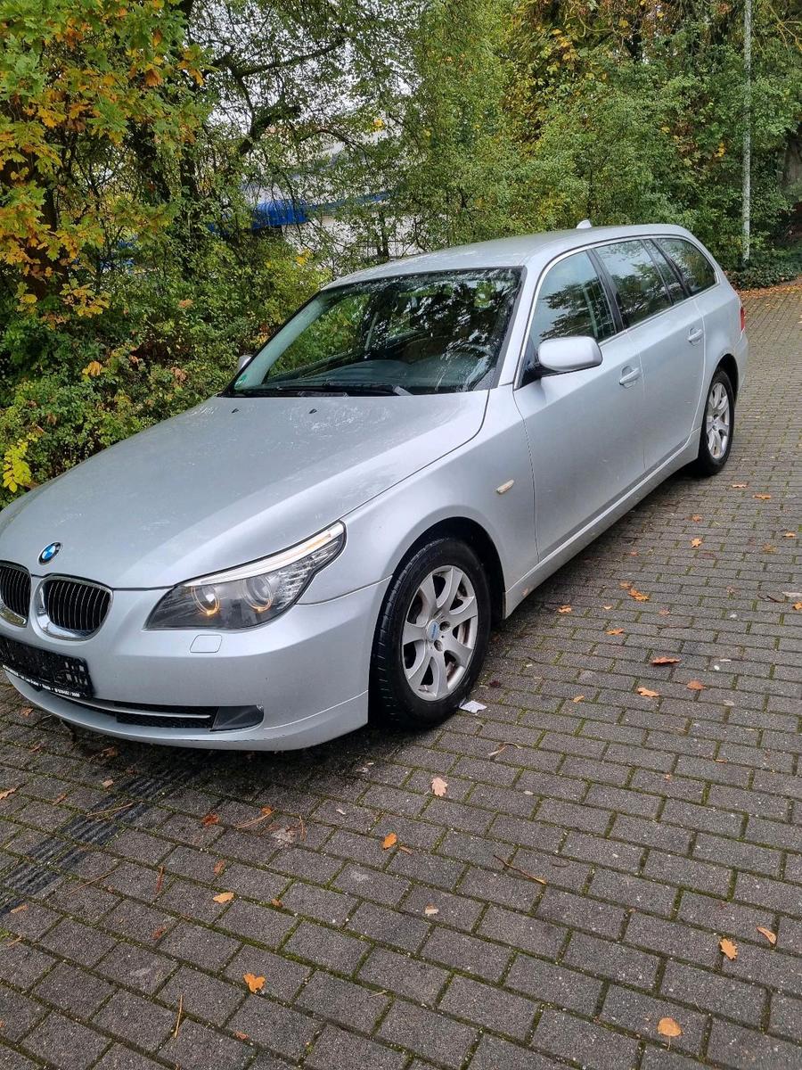 BMW 525