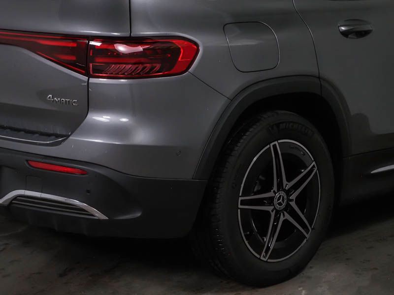 Fahrzeugabbildung Mercedes-Benz EQB 350 4M AMG *Bonus* AHK+Burmester+Ambi+Totwkl