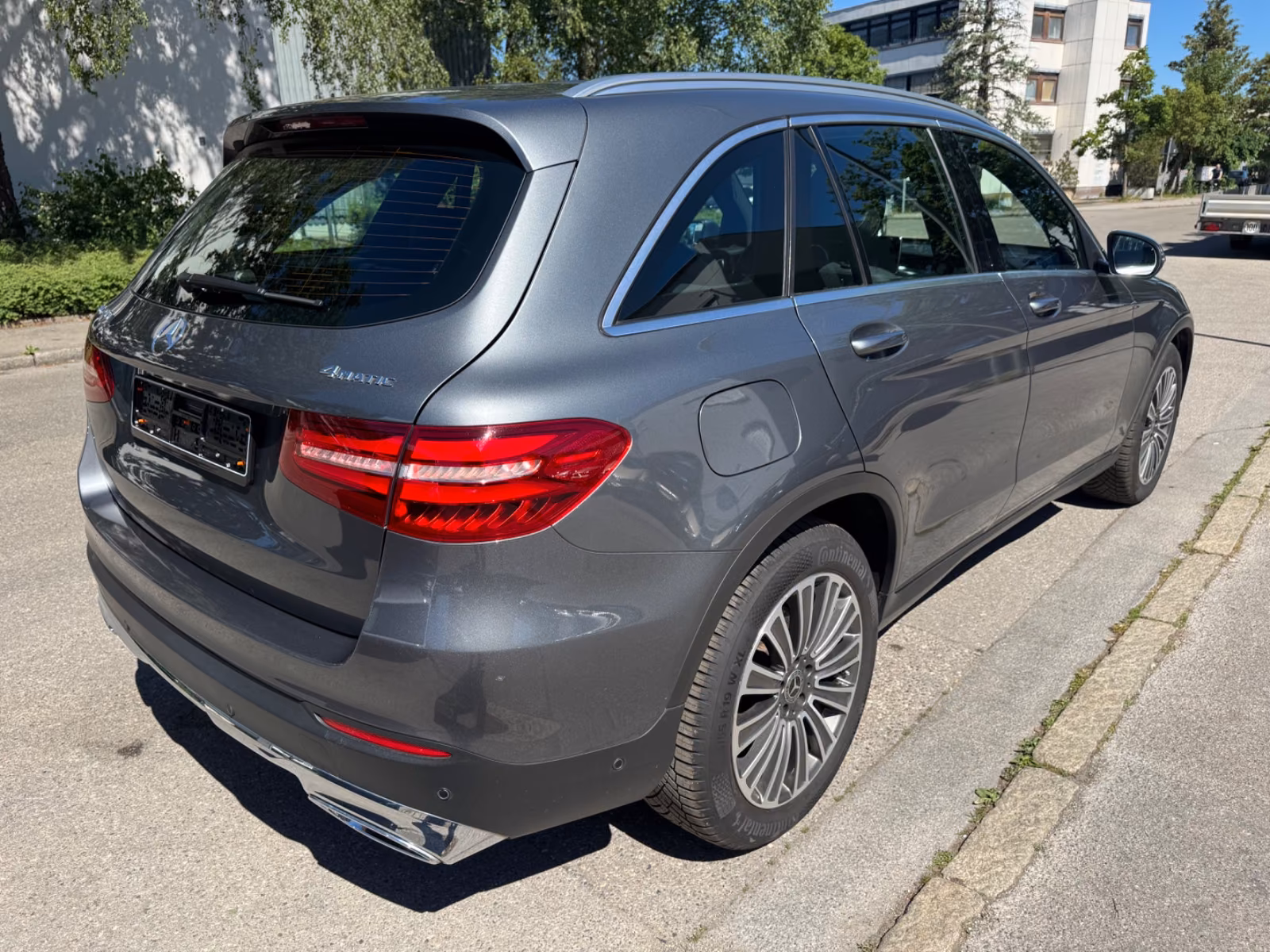 MERCEDES-BENZ GLC 350 D EXCLUSIVE / 9G / 4M / AIRM / LED / BURMEISTER / 360 /258 CH - HAYON ÉLECTRIQUE - TOIT OUVRANT - TOIT PANORAMIQUE