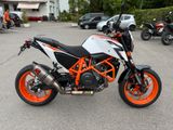 KTM 690 Duke R mit Cup Kit - KTM DUKE 690 R