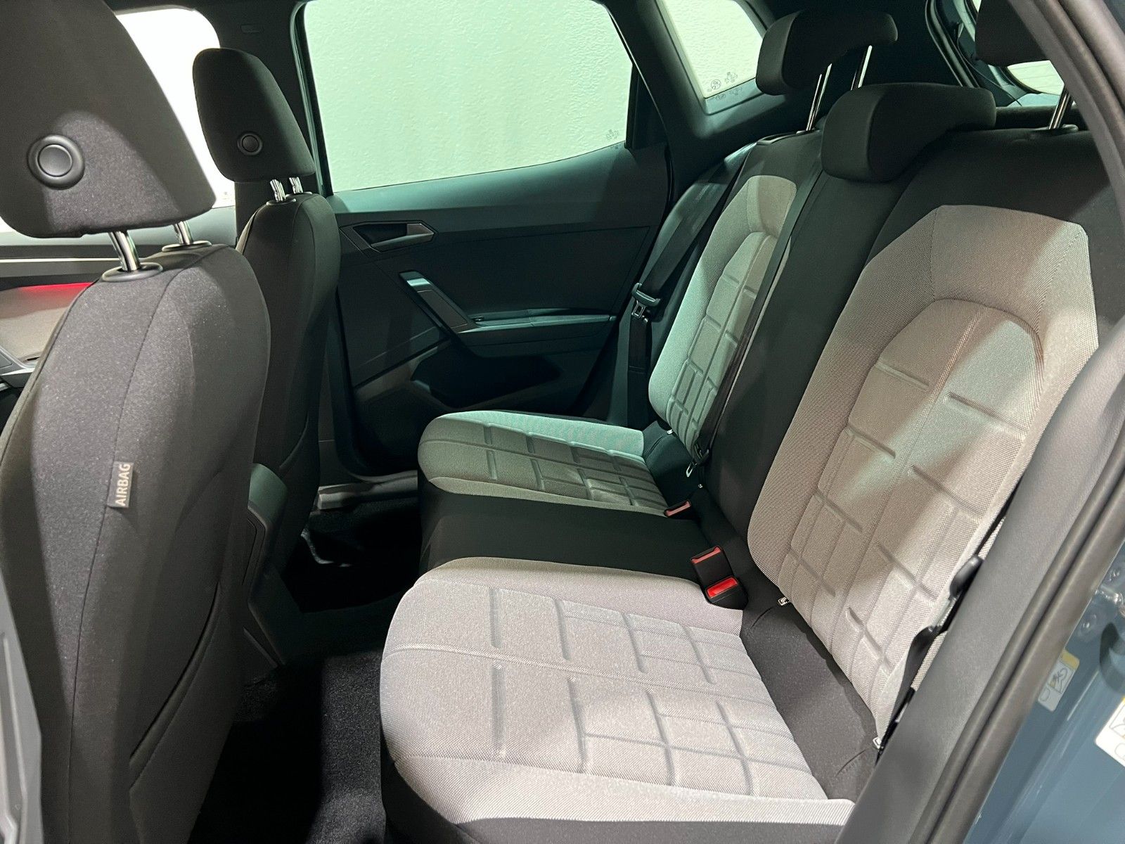 Fahrzeugabbildung SEAT Arona 1.0 TSI 85kW FR DSG