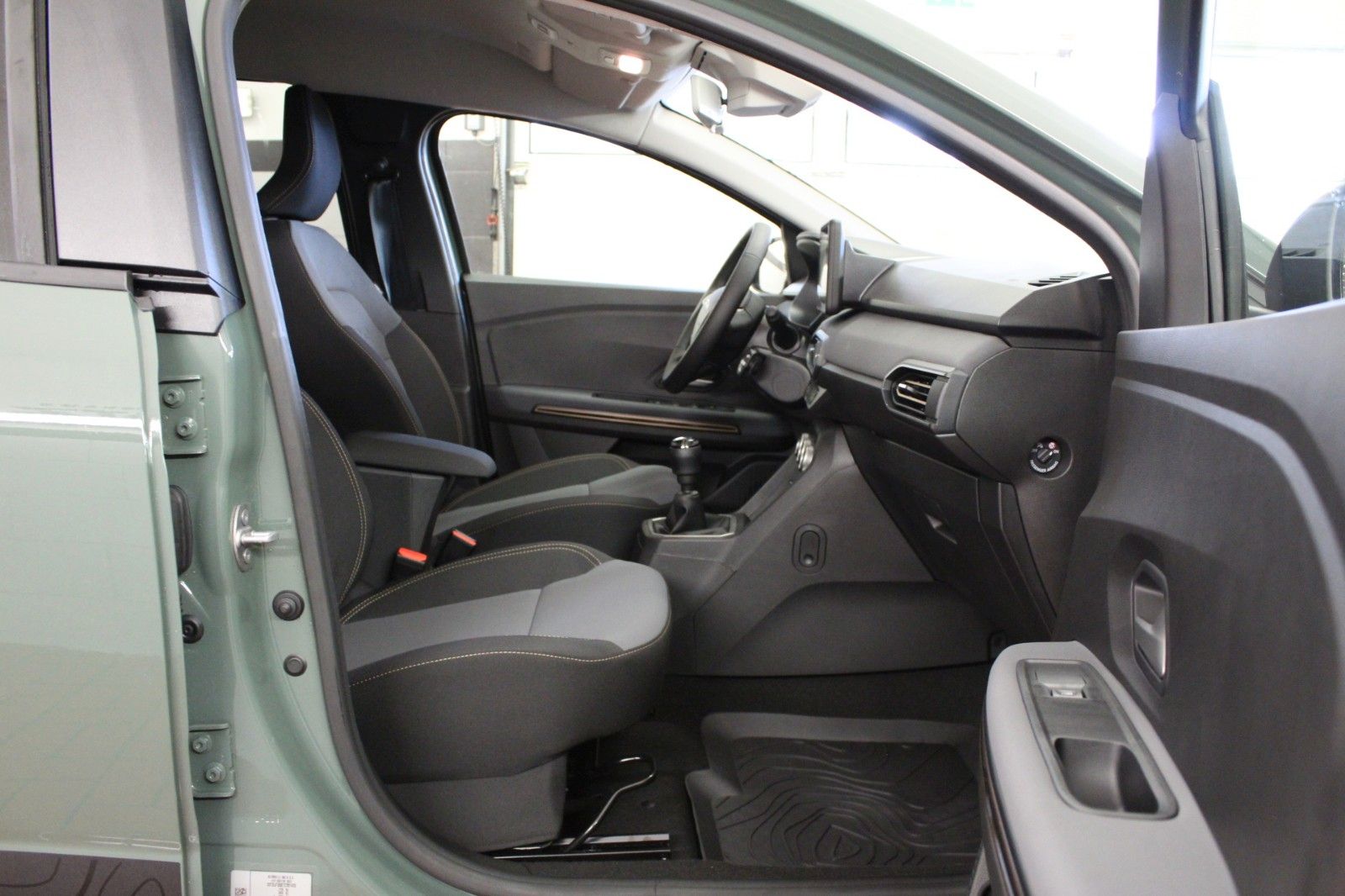 Fahrzeugabbildung Dacia Jogger Eco-G 100 Extreme+ 5-Sitzer *15237*
