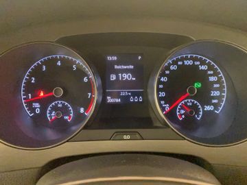 Volkswagen Golf Sportsvan - 12