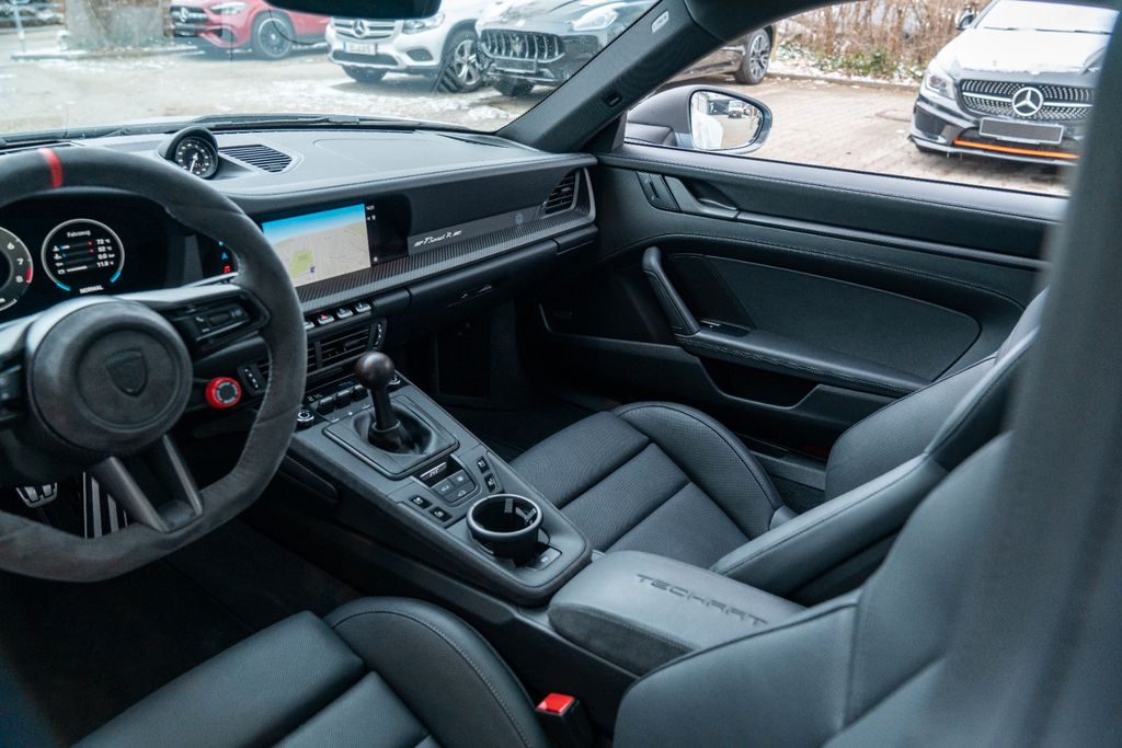 ANDERE Techart T Sport R/ SCHALTER/ 505 PS/ MATT CARBON ANDERE Techart T Sport R/ SCHALTER/ 505 PS/ MATT CARBON