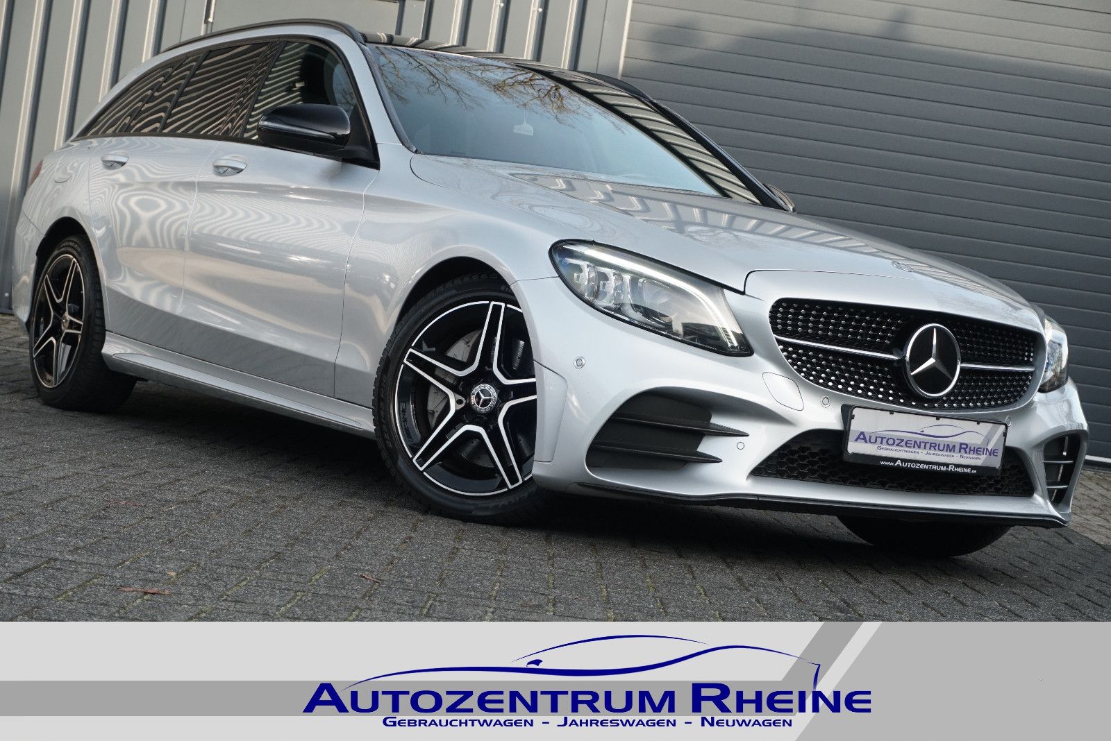 MERCEDES-BENZ C 300T AMG Multib RFK PANO SHZ NAV Ambiente ACC