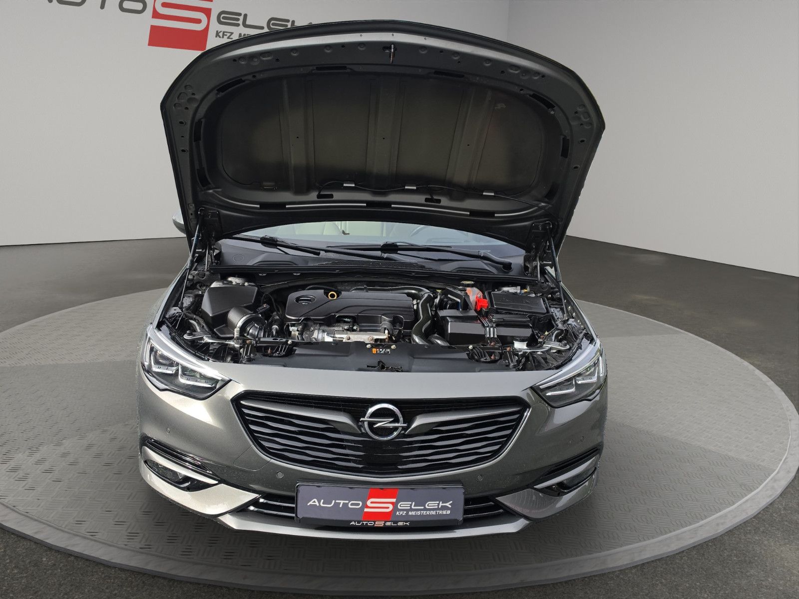 Fahrzeugabbildung Opel Insignia B Sports Tourer Business Innovation