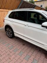 Volkswagen Tiguan 2.0 TDI SCR 140kW DSG 4MOTION Highlin... - Volkswagen Tiguan: 140