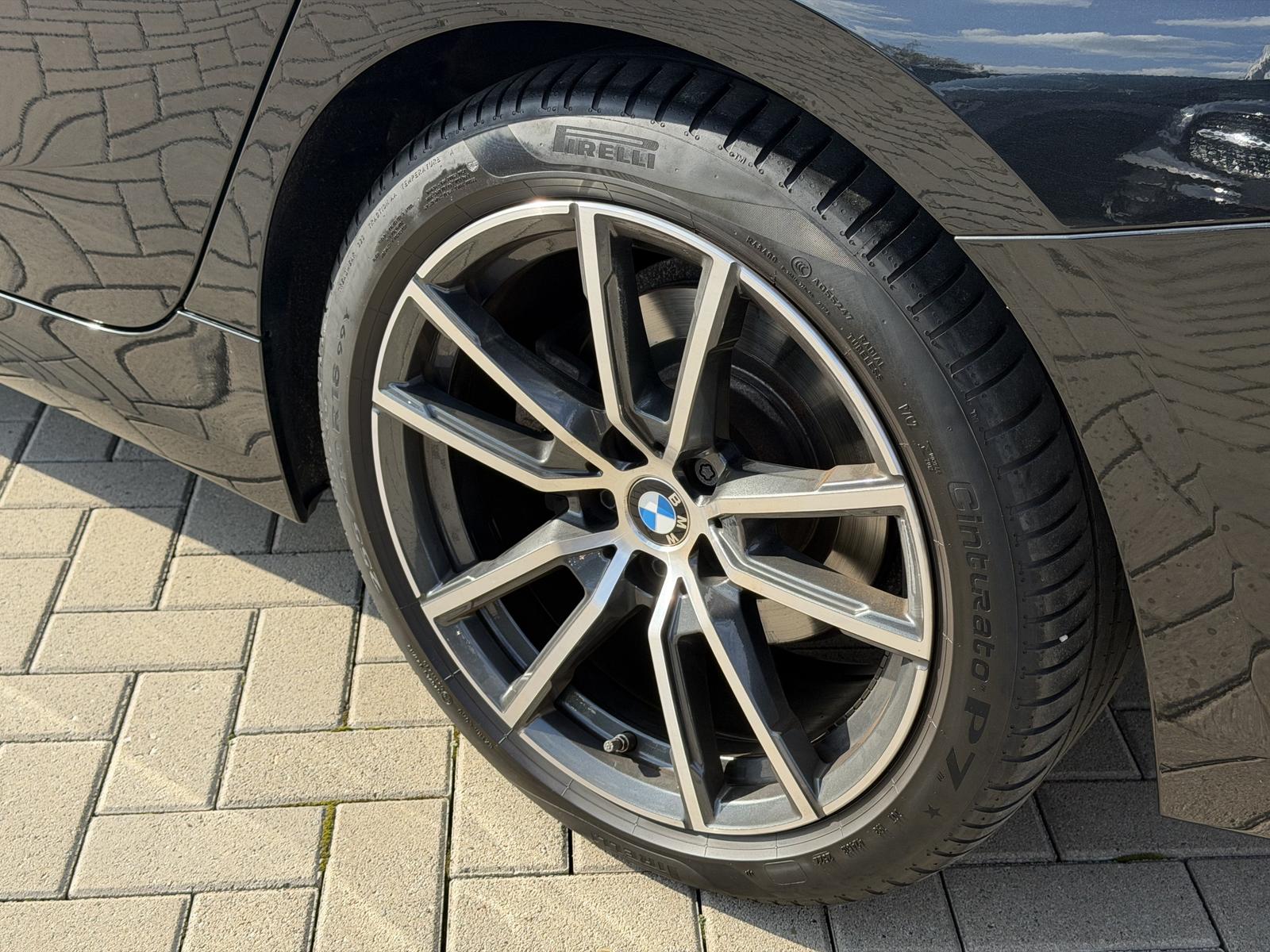 BMW 320 d xDrive |LCProf|Pano|HUD|H/K|Kamera|