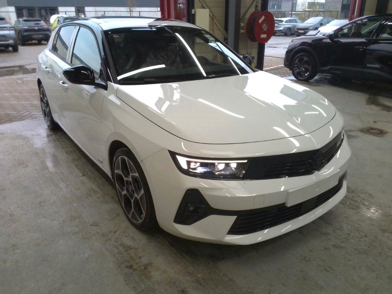 Opel Astra GS ULTIMATE 16 PHEV 180 eAT8 KAM360*PANO