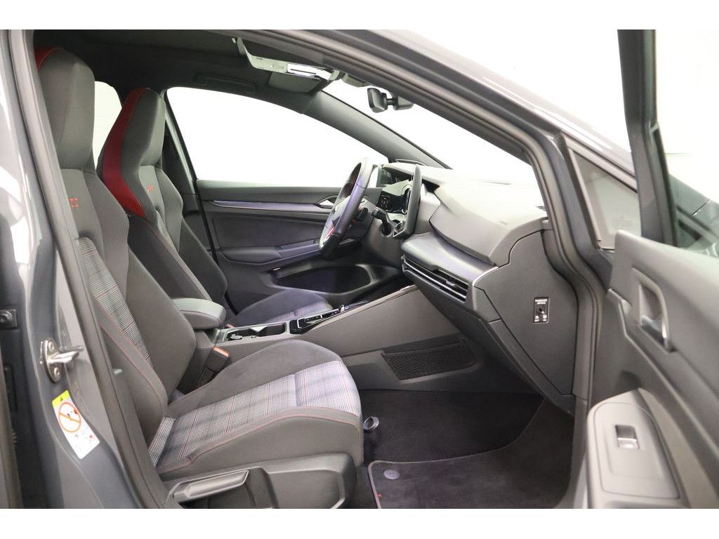 Volkswagen Golf VIII 2.0 TSI GTI "Black Style" DSG,Navi,Mat foto 25