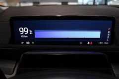 Fahrzeugabbildung Ford Mustang Mach-E 99 kWh AWD White Edition