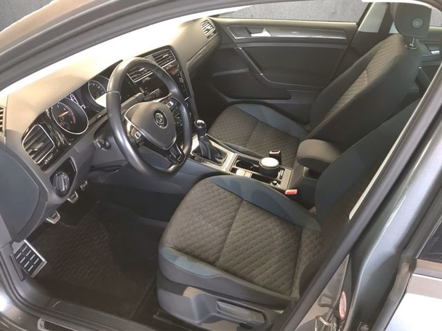 Golf VII IQ DRIVE 1.0 TSI 6-Gang*SHZ*Blind-Spot*