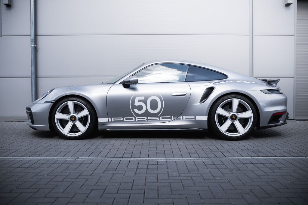 Image of Porsche 992