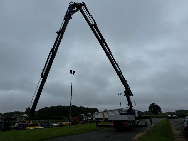 Scania R580 V8 R580 CRANE PM 85T 8x2 EURO 6