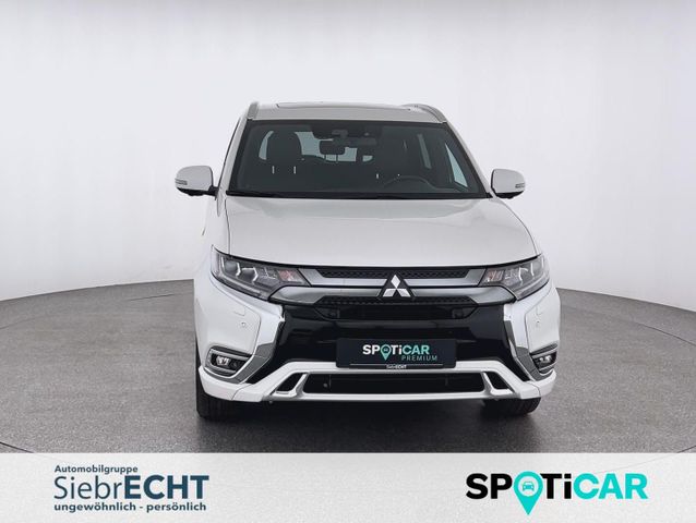 Mitsubishi Outlander Top Hybrid 4WD 2.4*NAVI*RFK*DAB*uvm