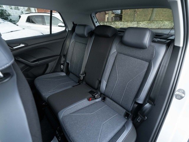 T-Cross Style TSI DSG AHK Navi Kamera ACC Matrix