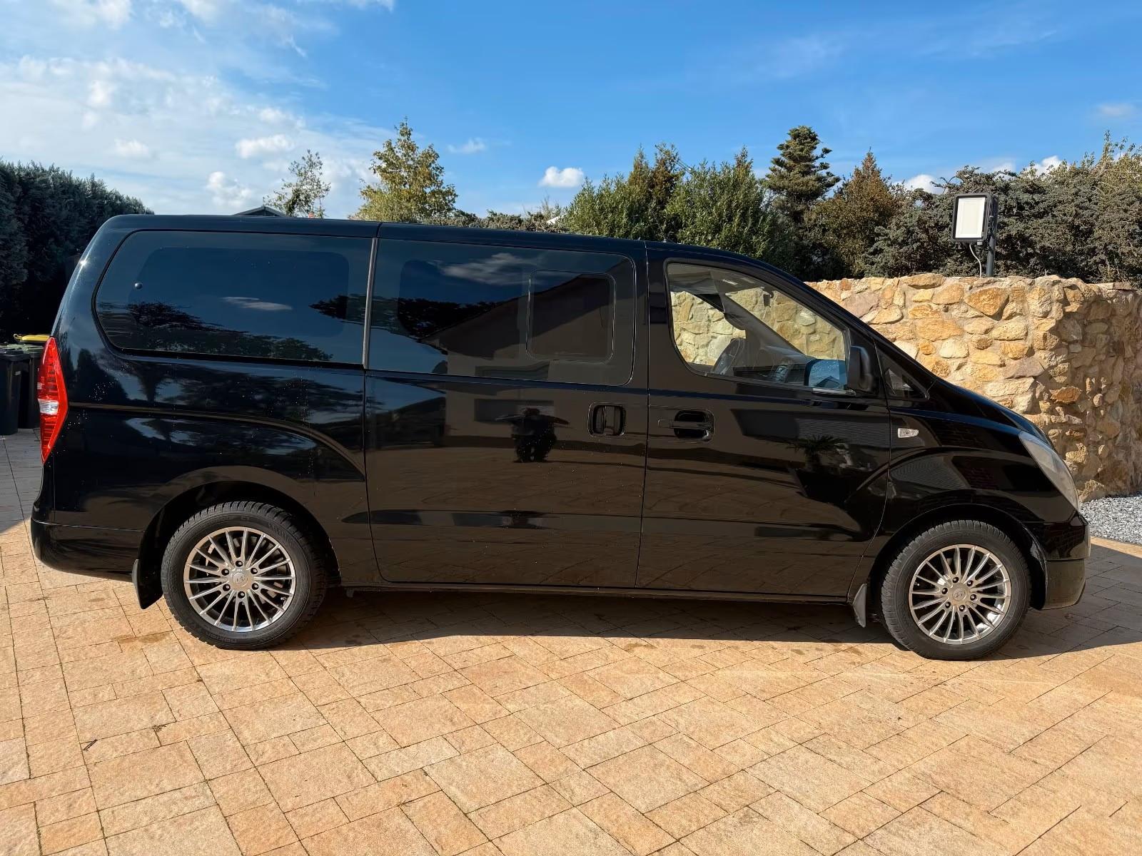 Hyundai H-1 Travel 2.5 CRDi+Leder+2.Hand+8 Sitze+PDC+