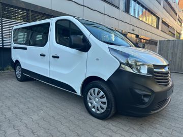 Opel Vivaro - 2