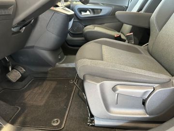 Bild 16 Fiat Doblo E- Doblò Launch Edition 100 kW