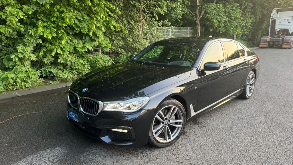 BMW 740