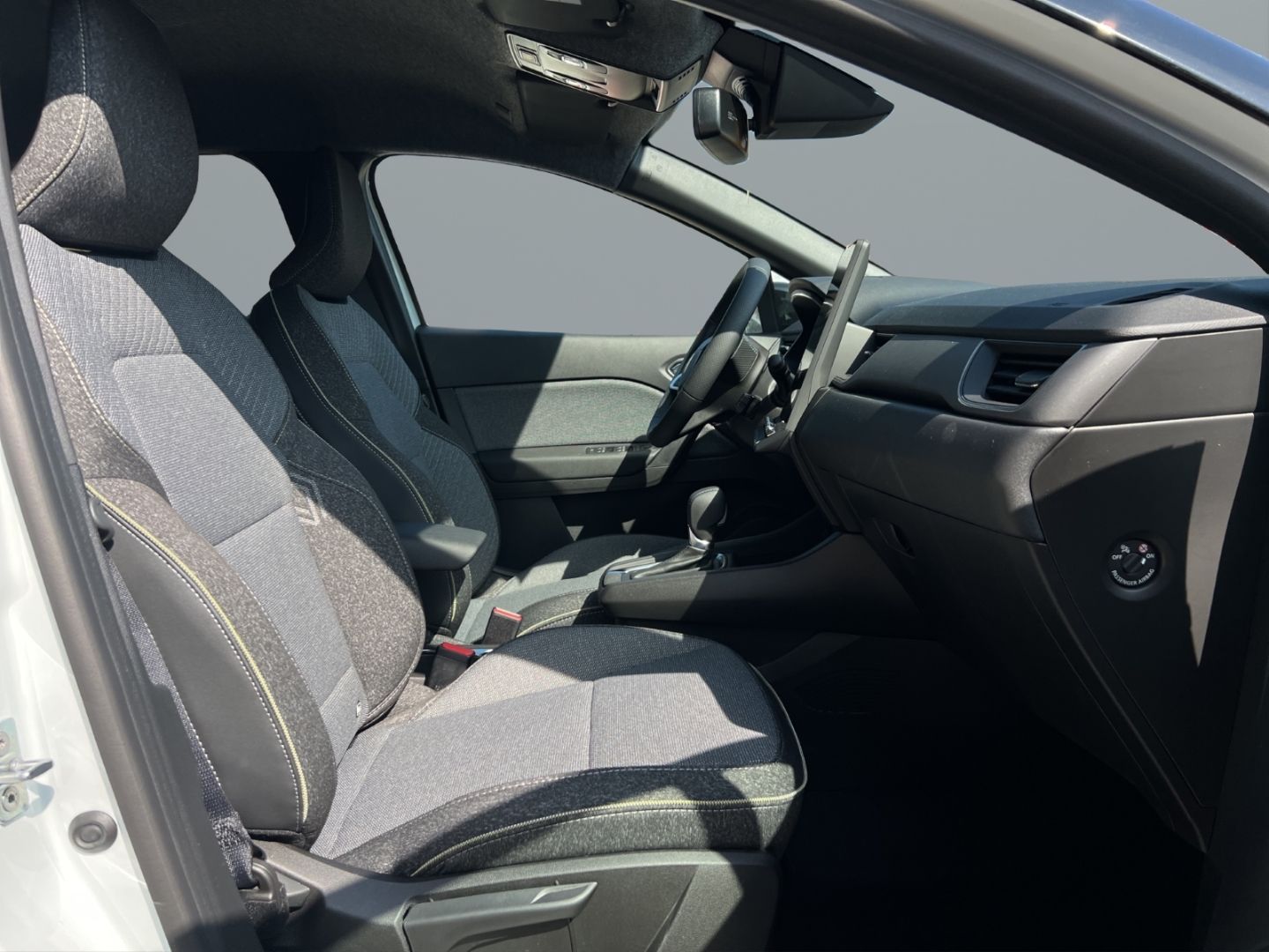 Fahrzeugabbildung Renault Captur II Techno 1.6 E-TECH Hybrid 145 EU6e Digi