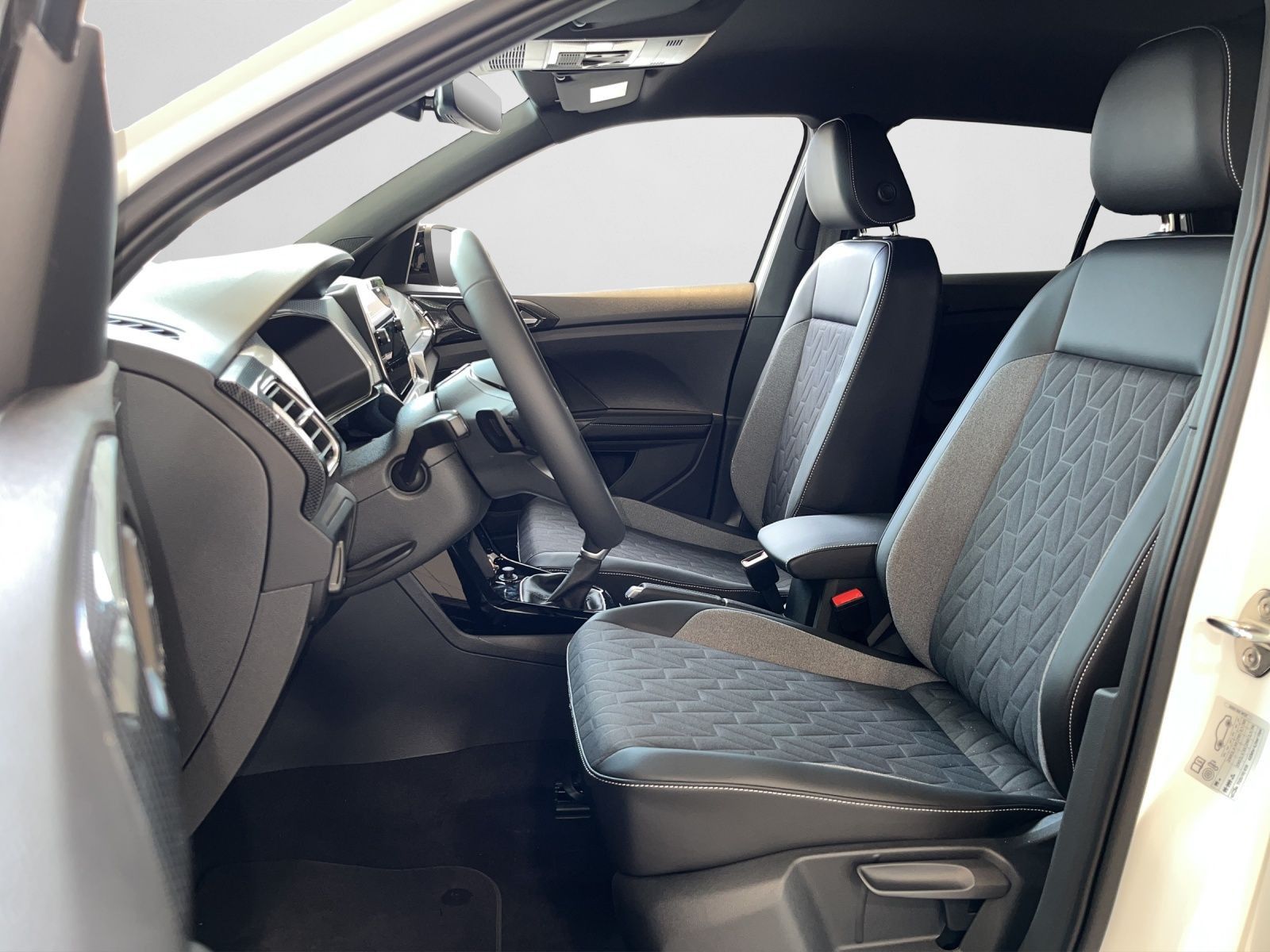 Volkswagen T-Cross - Bild 13